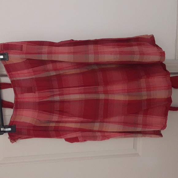 H&M Red Plaid pleated skirt with pockets and belt. Size 10. - Picture 2 of 8